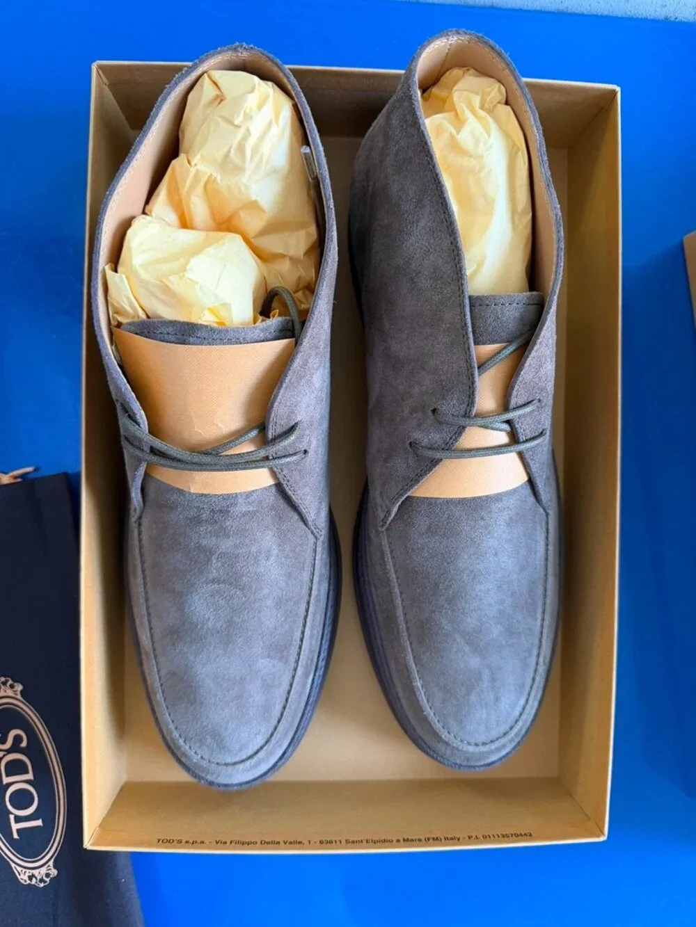 NWT Tod's Desert Boots in Suede - Light Brown Size 11
